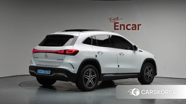 Mercedes-Benz EQA H243 2022 Серебристо-серый из Кореи