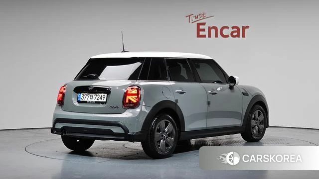 Mini Cooper 2021 Серебристо-серый из Кореи