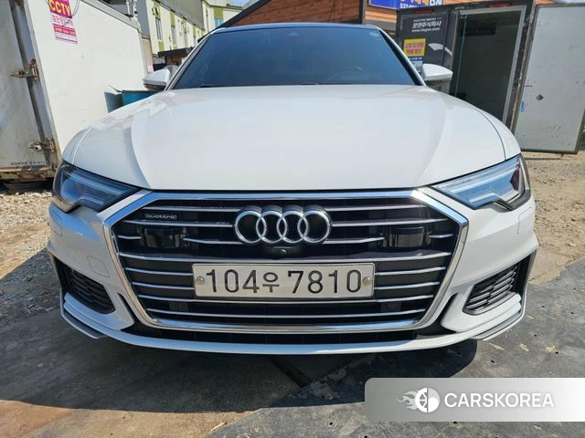 Audi A6 (C8) 2020 Белый из Кореи