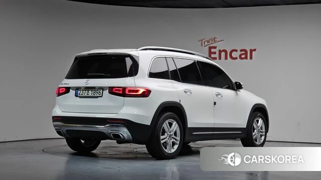 Mercedes-Benz GLB-Class X247 2022 Белый из Кореи