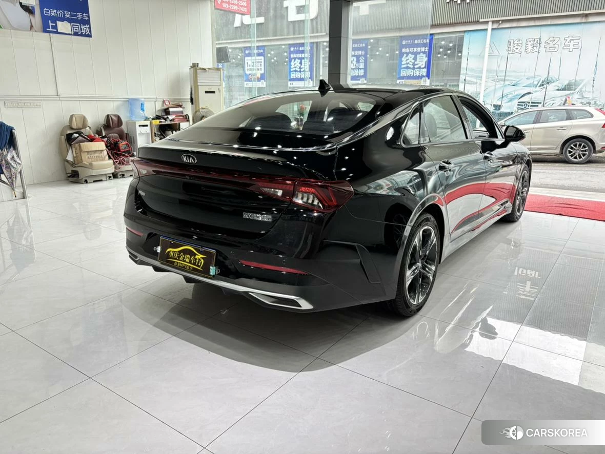 Kia K5 2020 Черный из Китая