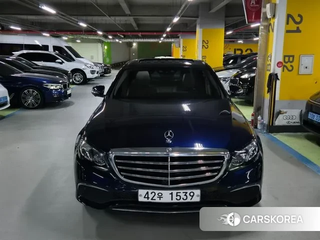 Mercedes-Benz E-Class W213 2018 Синий из Кореи
