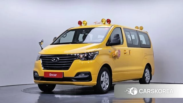 Hyundai The New Grand Starex 2021 Желтый из Кореи