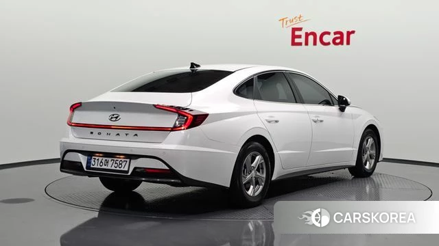Hyundai Sonata (DN8) 2022 Белый из Кореи