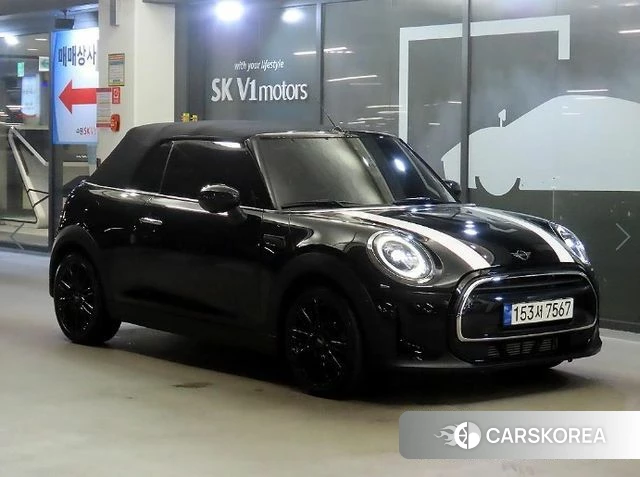 Mini Cooper Convertible 2023 Черный из Кореи