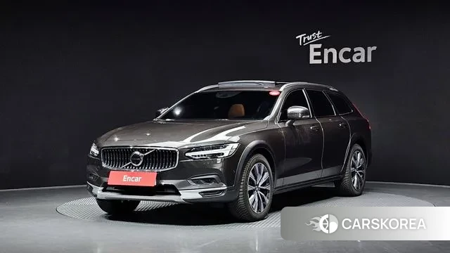 Volvo V90 Cross-Country 2021 Серый из Кореи