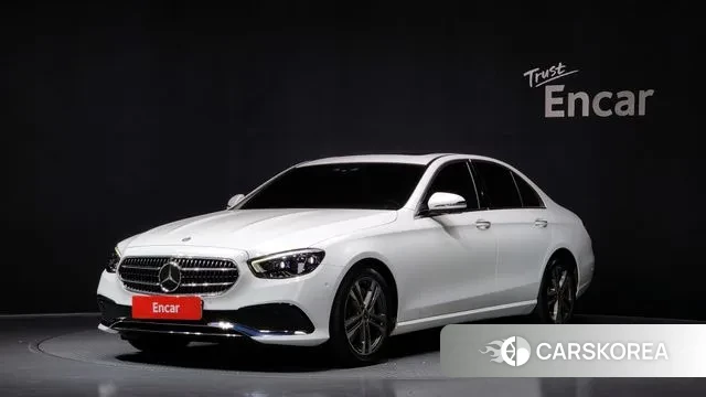 Mercedes-Benz E-Class W213 2021 Белый из Кореи