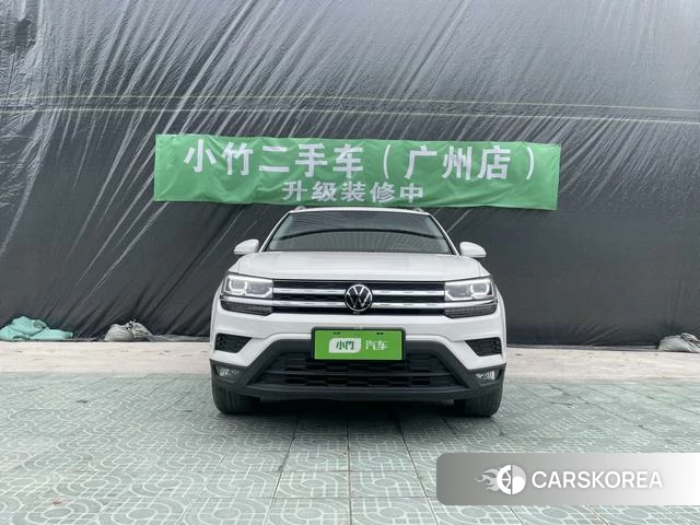 Volkswagen Tuyue 2023 Белый из Китая