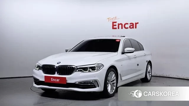 BMW 5 Series (G30) 2018 Белый из Кореи
