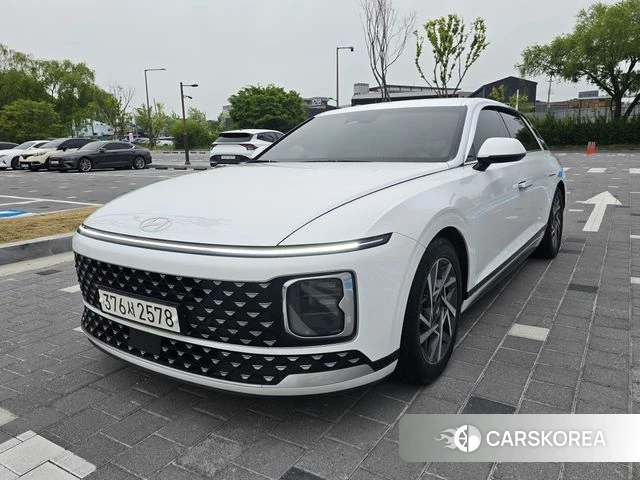 Hyundai Grandeur (GN7) 2023 Белый из Кореи