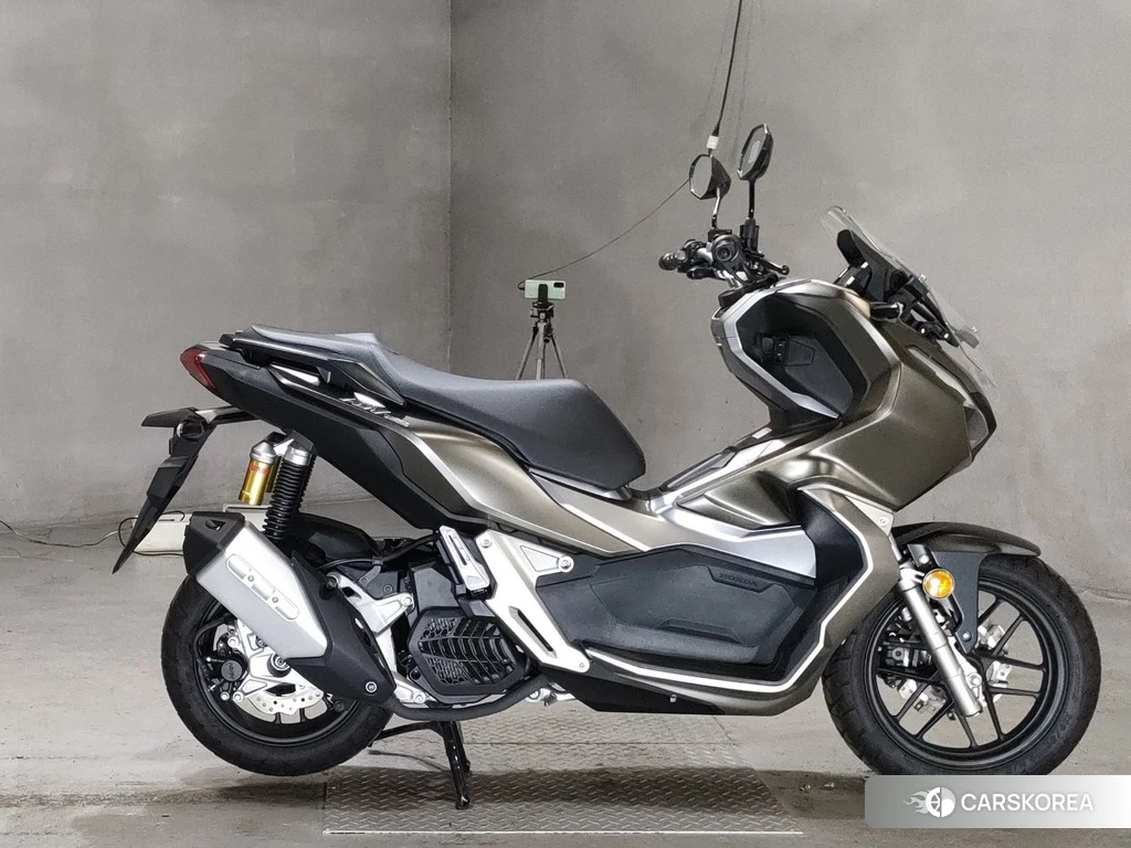 Проданный Honda ADV150 2019 из Японии, фото 2