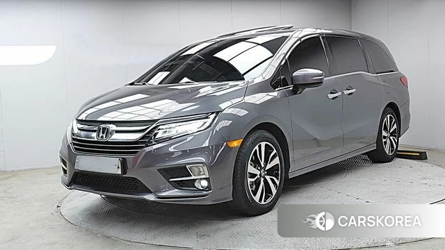 Honda Odyssey 2018 Серый из Кореи