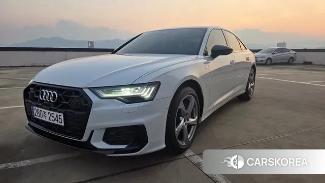 Audi A6 (C8) 2025 Белый из Кореи