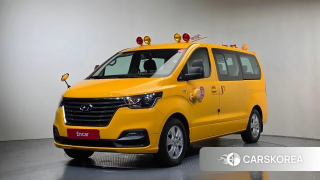 Hyundai The New Grand Starex 2018 Желтый из Кореи
