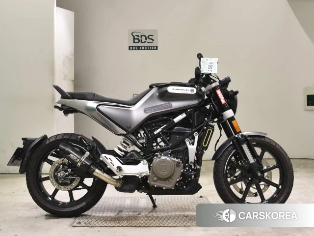 Husqvarna SVARTPILEN 250 2021 из Японии