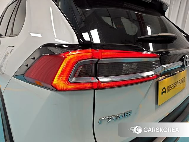 Toyota Wilanda 2023 Белый из Китая