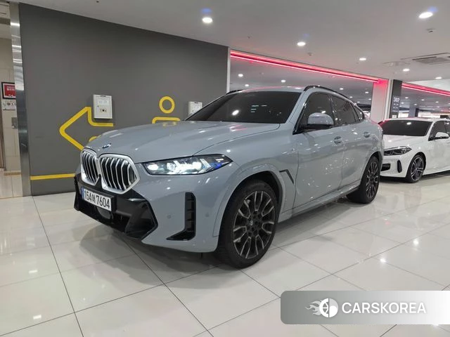 BMW X6 (G06) 2025 Серебристо-серый из Кореи