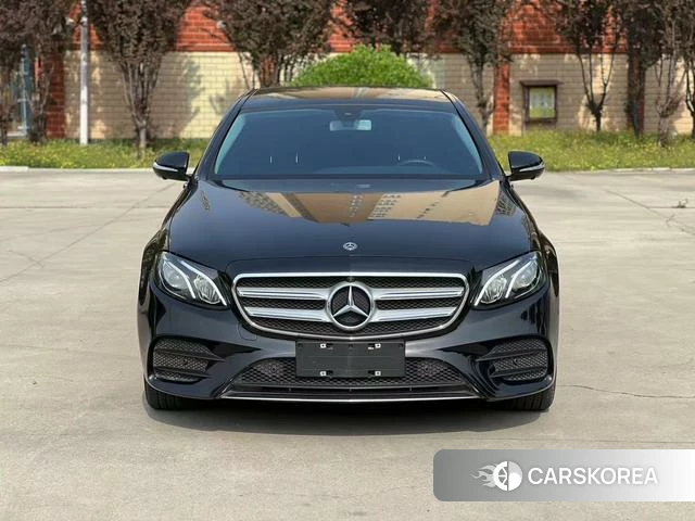 Mercedes-Benz E-class 2020 Черный из Китая