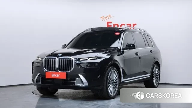 BMW X7 (G07) 2024 Черный из Кореи