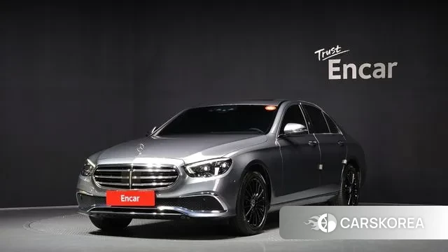 Mercedes-Benz E-Class W213 2021 Серый из Кореи