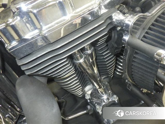 Engine photo