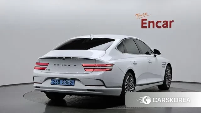 Genesis Electrified G80 (RG3) 2022 Белый из Кореи