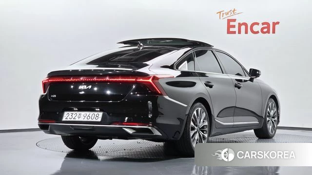 Kia K8 2021 Черный из Кореи
