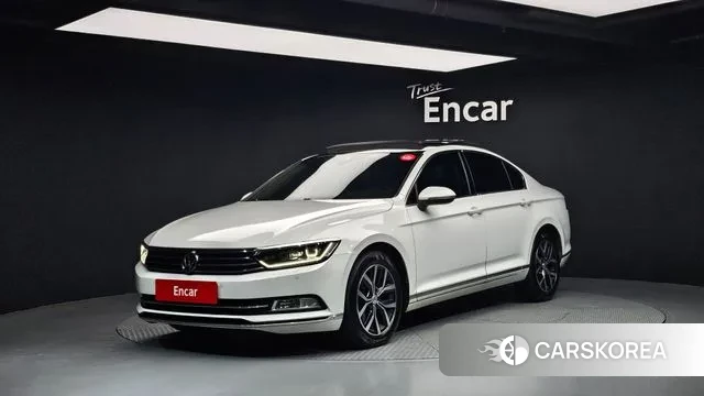 Volkswagen Passat GT (B8) 2018 Белый из Кореи