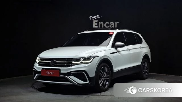 Volkswagen Tiguan Allspace 2024 Белый из Кореи