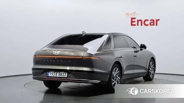 Hyundai Grandeur (GN7) 2023 Песочный из Кореи