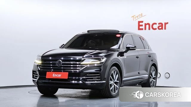 Volkswagen Touareg 3rd generation 2020 Черный из Кореи
