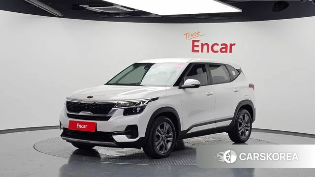 Kia Seltos 2021 Белый из Кореи