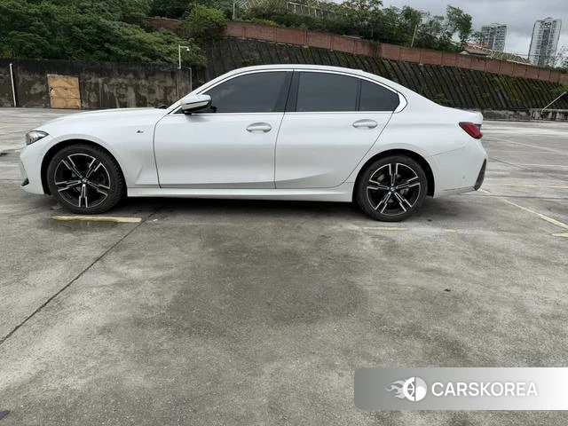 BMW 3 series 2023 Белый из Китая
