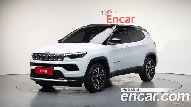 Jeep Compass 2nd Generation 2022 Белый из Кореи