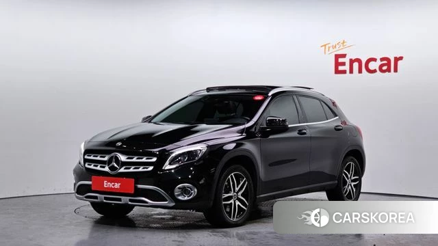 Mercedes-Benz GLA-Class X156 2019 Черный из Кореи