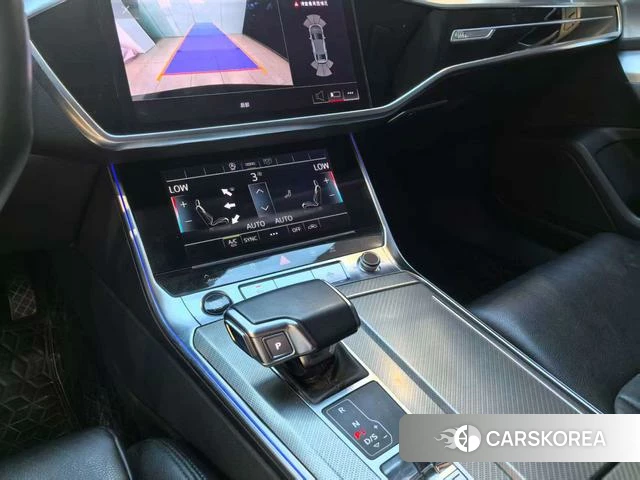 Audi A6L 2023 Черный из Китая