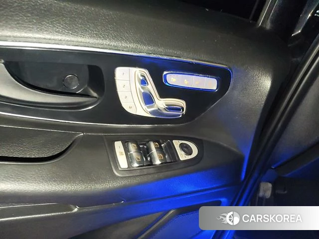 Mercedes-Benz Vito 2023 Черный из Китая
