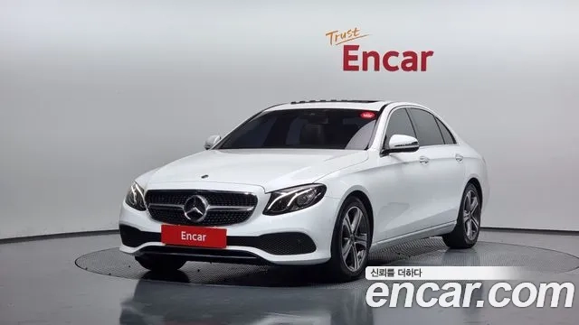 Mercedes-Benz E-Class W213 2019 Белый из Кореи