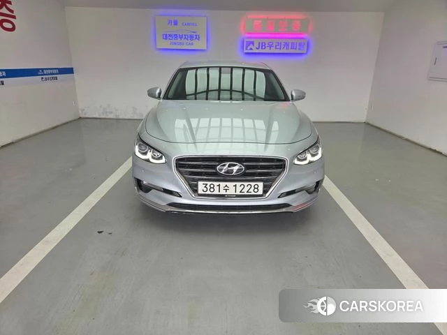Hyundai Grandeur IG 2019 Серебристо-серый из Кореи