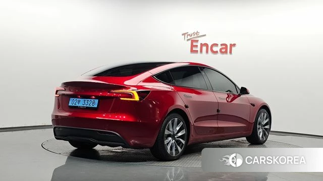 Tesla Model 3 2024 Красный из Кореи