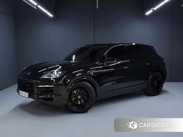 Porsche Cayenne (PO536) 2024 Черный из Кореи