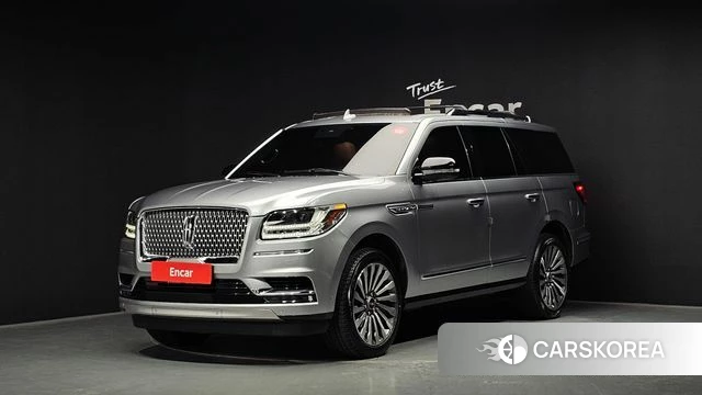 Lincoln Navigator 4th generation 2021 Серебристо-серый из Кореи