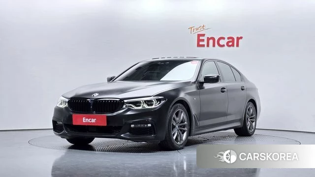 BMW 5 Series (G30) 2018 Черный из Кореи