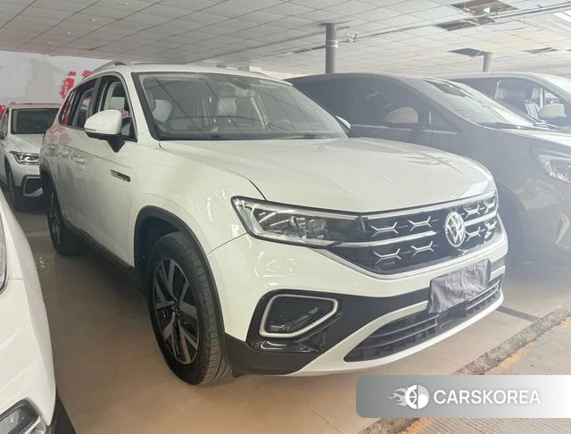 Volkswagen Tanyue 2023 Белый из Китая