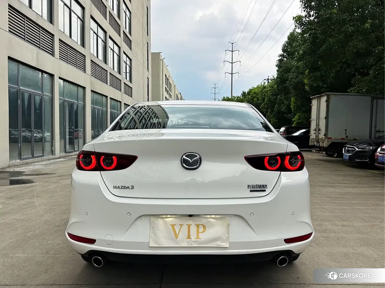 Mazda 3 2025 Белый из Китая