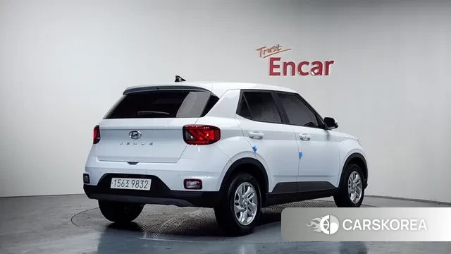 Hyundai Venue 2023 Белый из Кореи