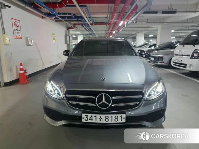 Mercedes-Benz E-Class W213 2020 Серый из Кореи