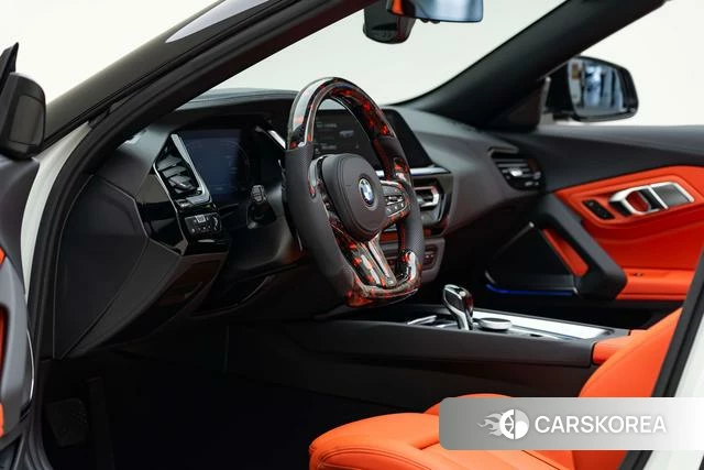 BMW Z4 2024 Серебристо-серый из Китая