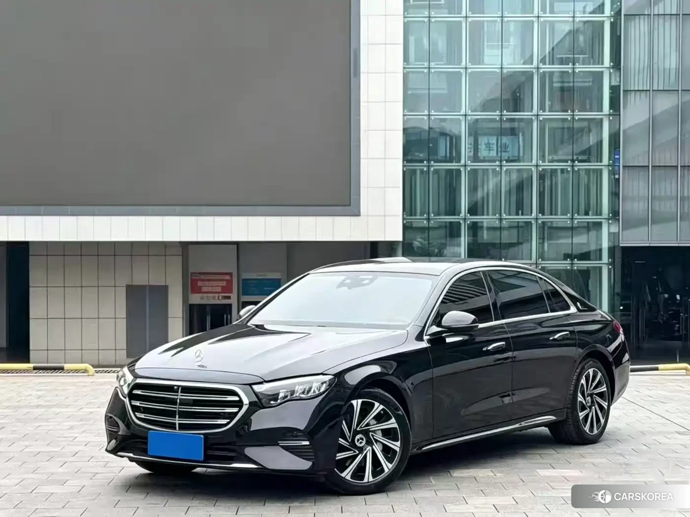 Mercedes-Benz E-Class 2024 Черный из Китая