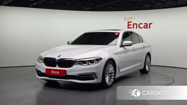 BMW 5 Series (G30) 2018 Белый из Кореи
